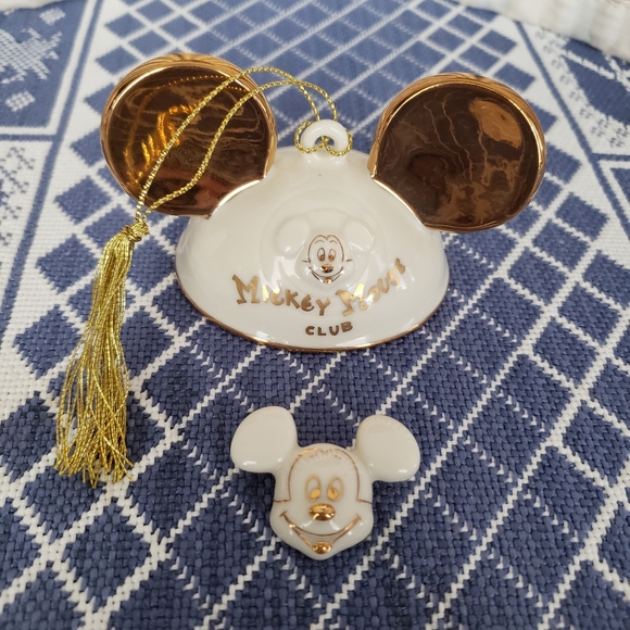 LENOX Disney Mickey Mouse CLUB & PIN - Picture 6 of 11